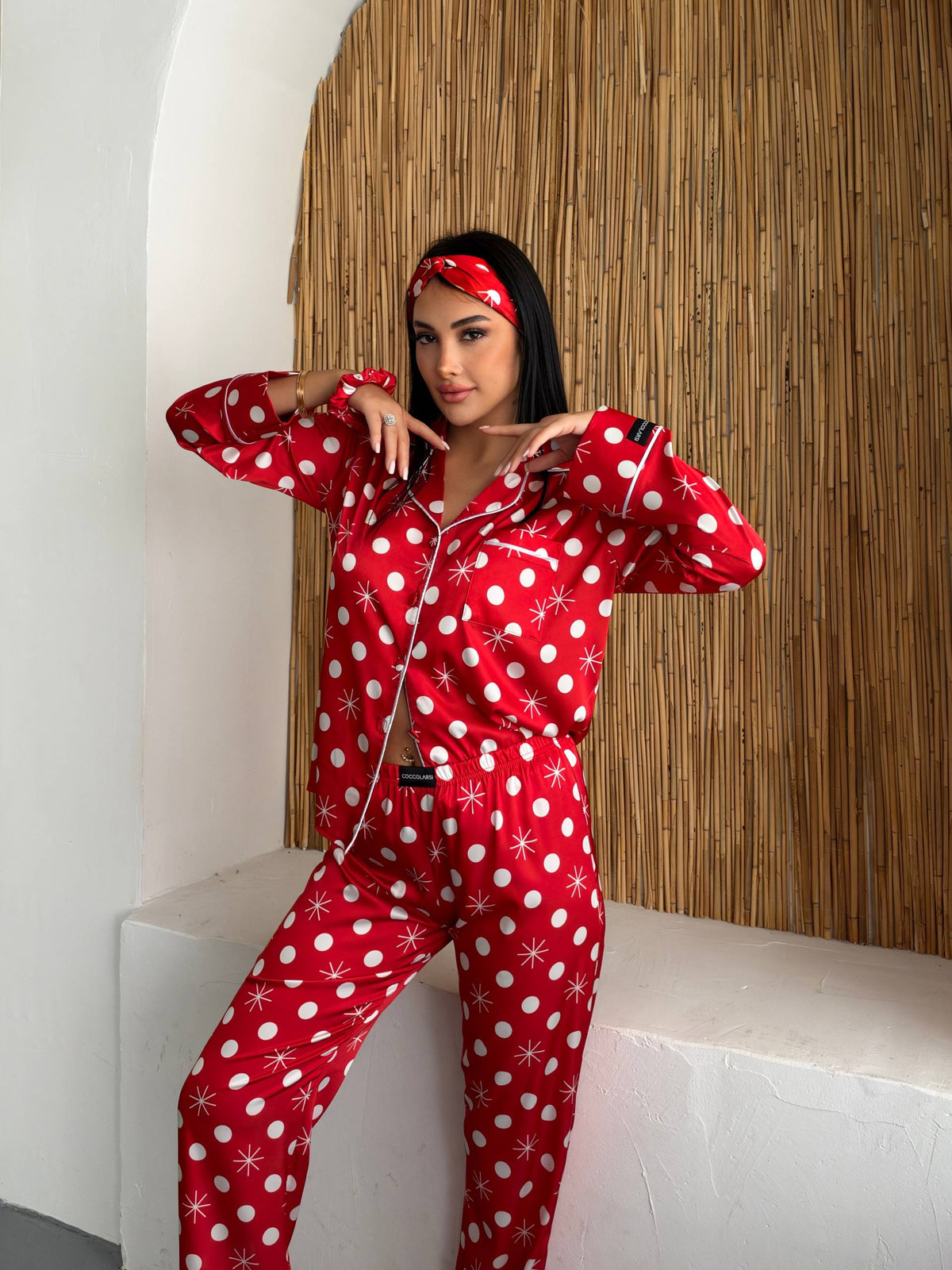 Yılbaşı Özel Pembe Desenli Kadın Saten Pijama Takımı