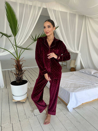 Lüks Kadife Desenli Pijama Takımı – Bordo
