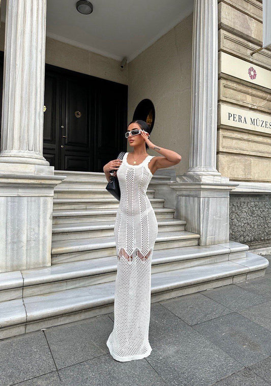 Elegant Crochet Maxi Dress - Perfect for Summer Evenings