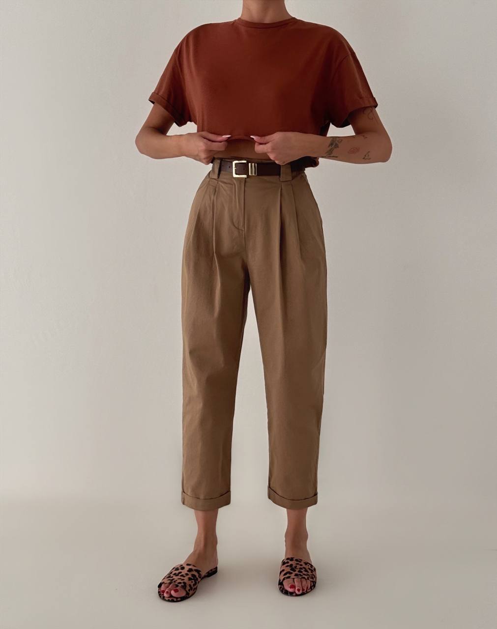 Chic High-Waisted Pleated Trousers