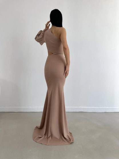 Elegant Asymmetrical Evening Gown with Thigh-High Slit