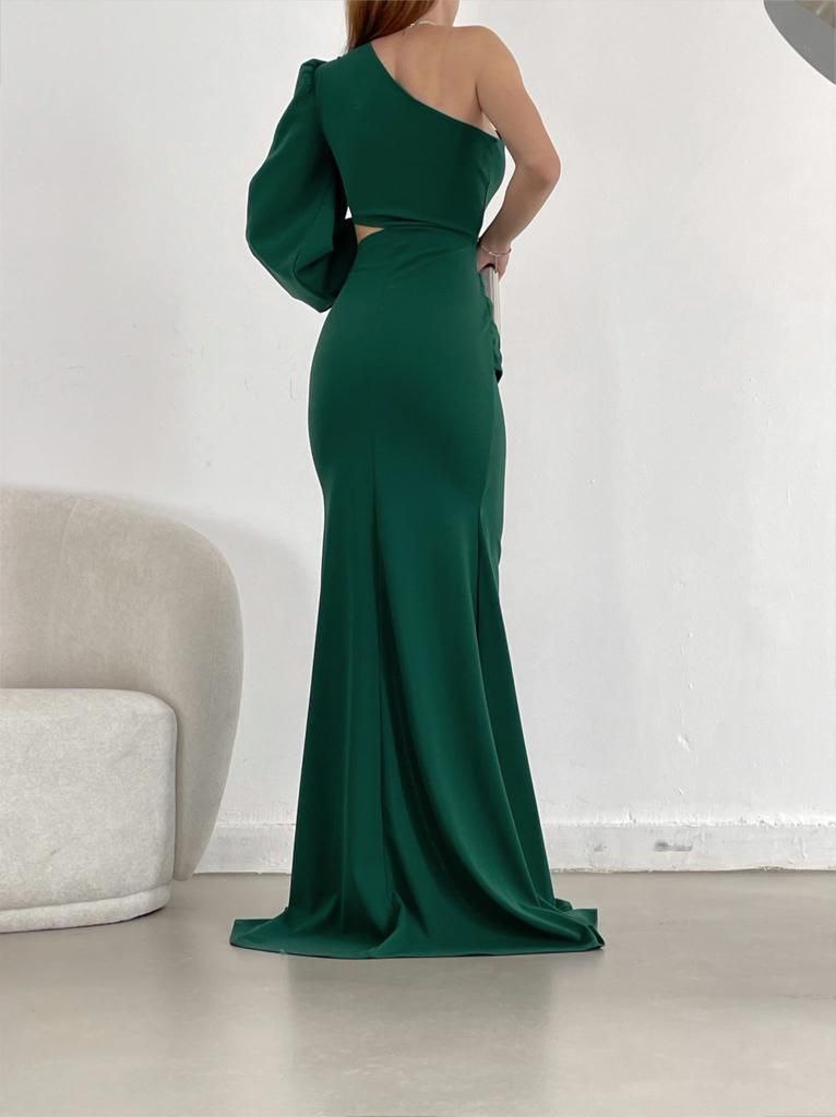 Elegant Asymmetrical Evening Gown with Thigh-High Slit