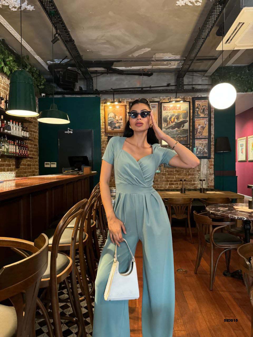 Elegant V-Neck Wide-Leg Jumpsuit