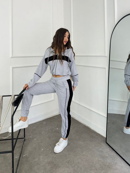 Chic Cropped Hoodie & Joggers Set