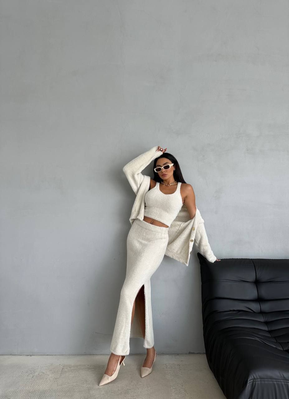 Chic Textured Two-Piece Suit with Crop Top and Slit Flare Skirt