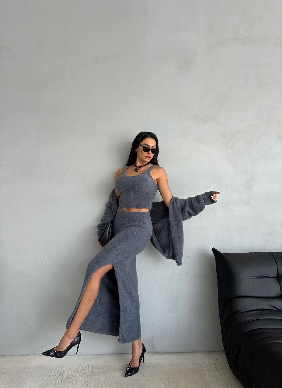 Chic Textured Two-Piece Suit with Crop Top and Slit Flare Skirt