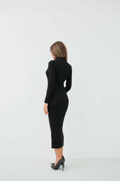 Elegant Long-Sleeved Ribbed Black Midi Dress