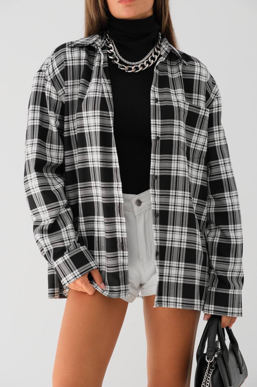 Chic Black & White Plaid Oversized Shirt