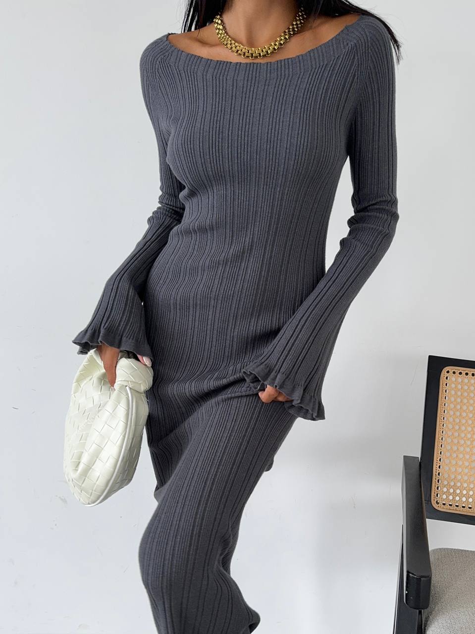 Elegant Ribbed Long-Sleeve Maxi Dress