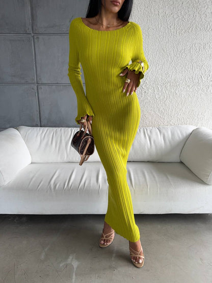 Elegant Ribbed Long-Sleeve Maxi Dress