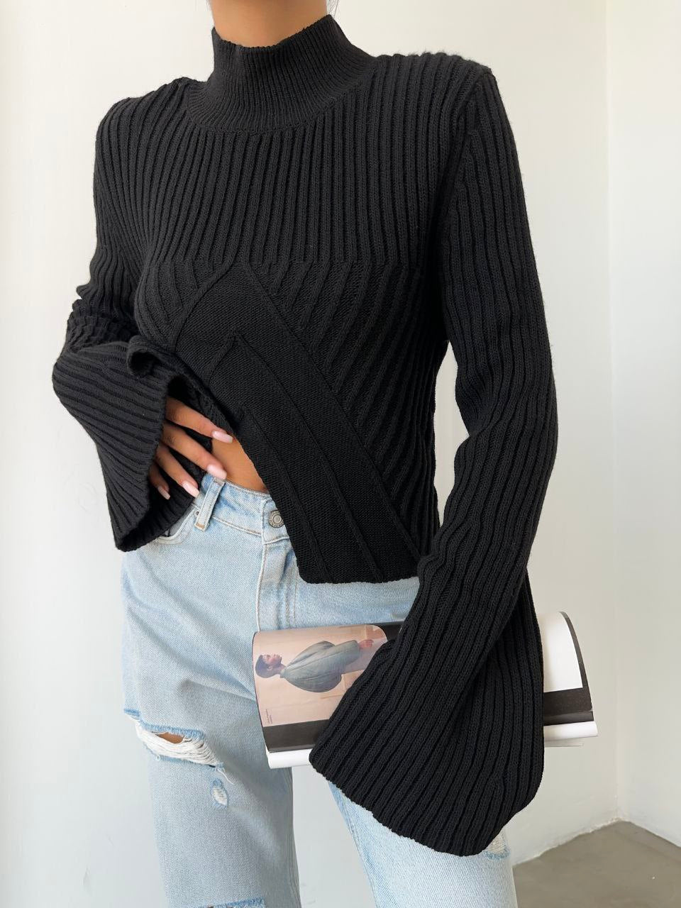 Chevron Ribbed Knit Turtleneck Sweater