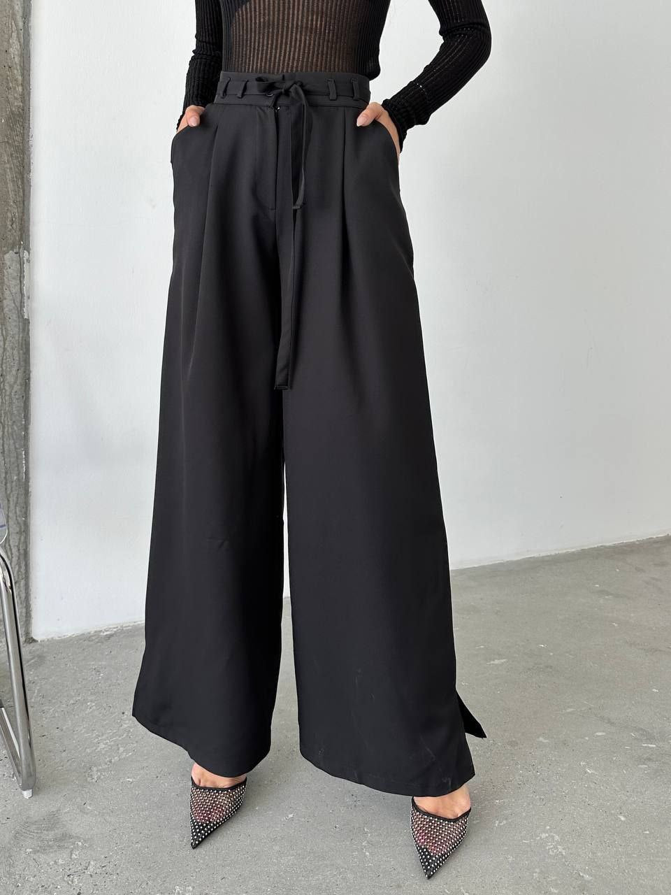 Elegant High-Waisted Wide-Leg Trousers with Tie Belt