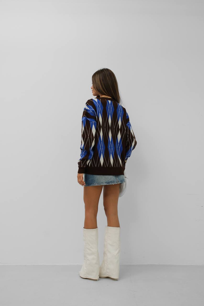 Bold Striped Diagonal Pattern Sweater