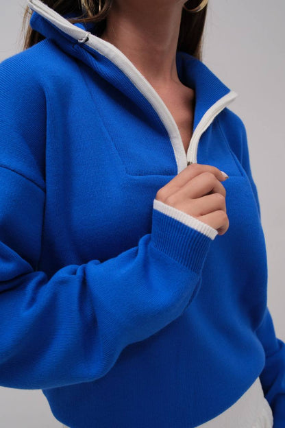 Classic Quarter-Zip Sweater with White Collar Detail