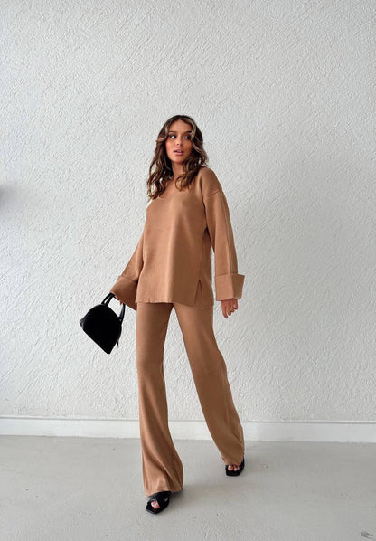 Crew-Neck Suit Set with Straight-Leg Trousers