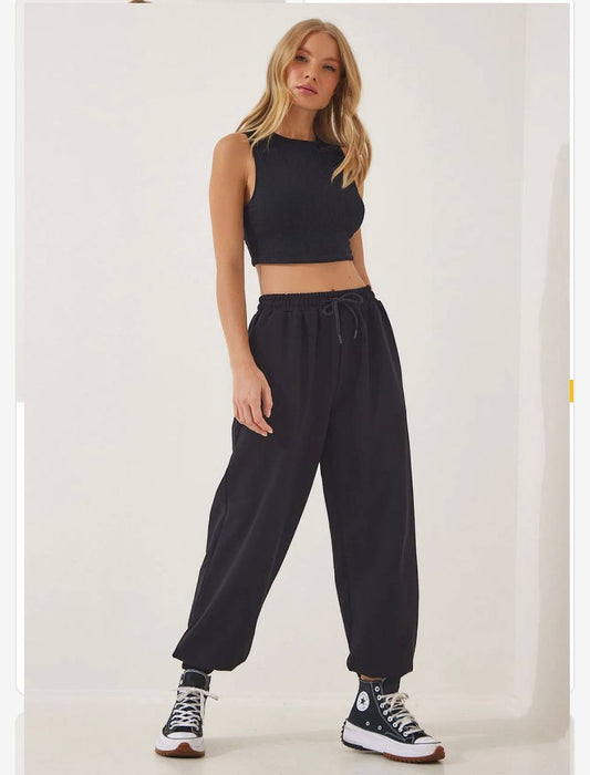 Casual Trousers - Relaxed Fit