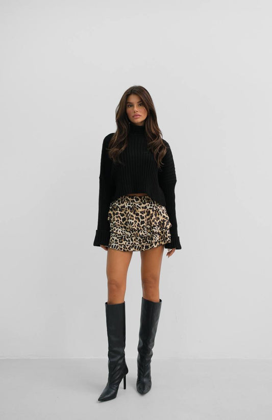 Leopard Patterned Ruffle Short Skirt