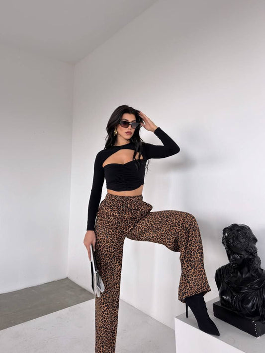 Leopard Print High-Waisted Wide-Leg Trousers