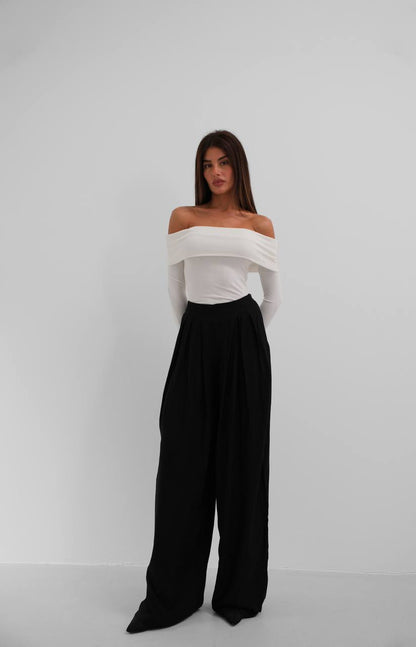 Pleated Wide Trousers