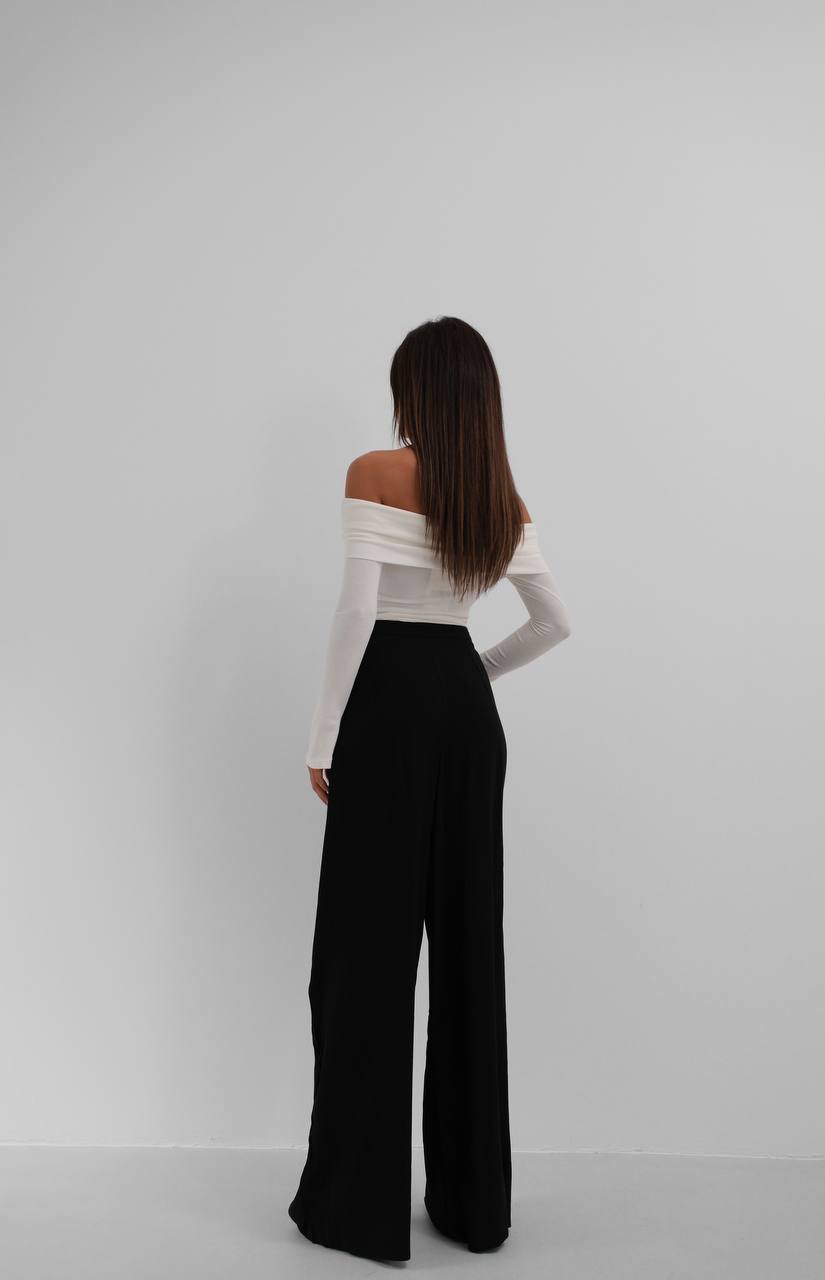 Pleated Wide Trousers