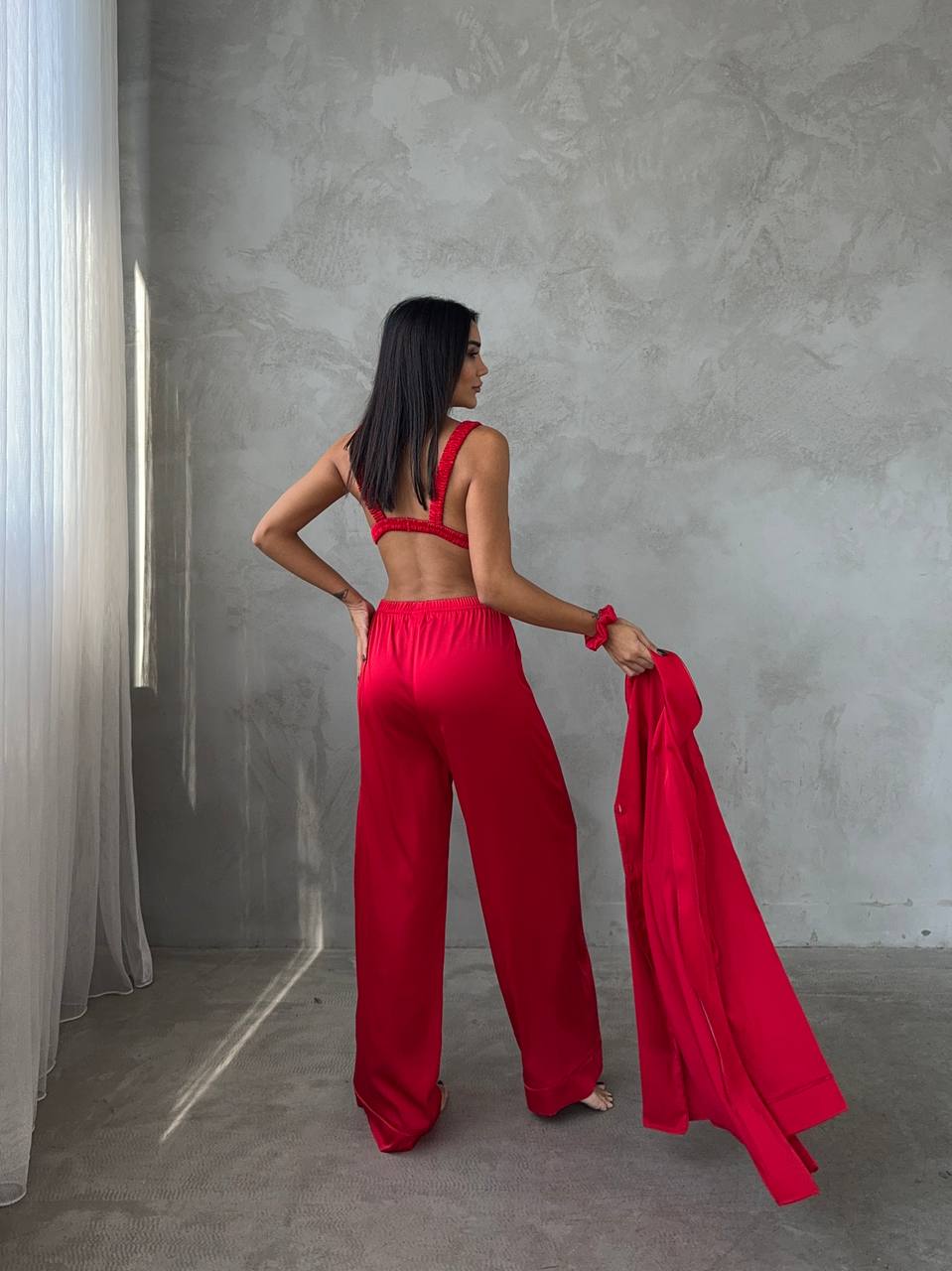 Kırmızı Saten Pijama Takımı 4