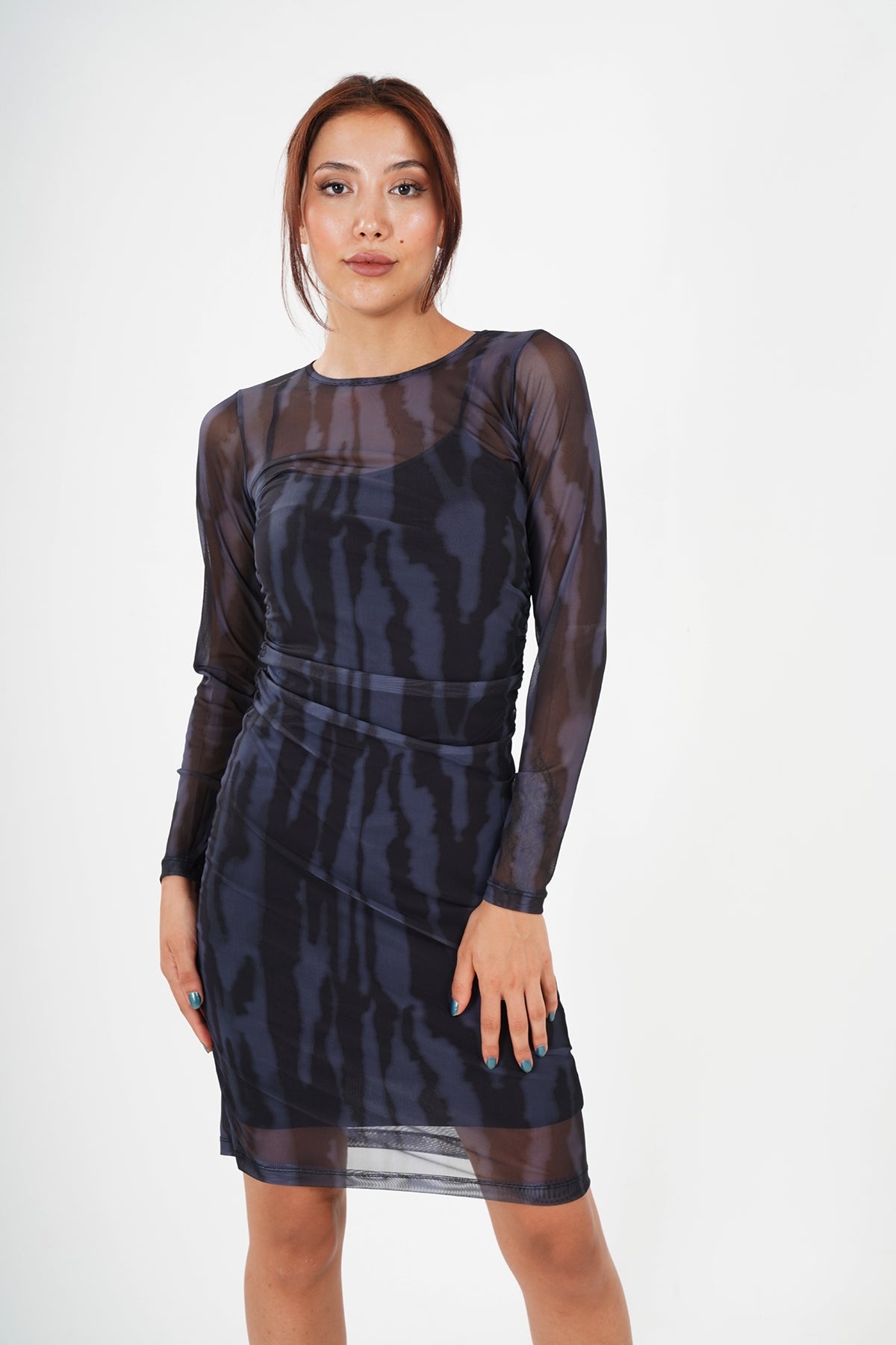 Elegant Sheer-Sleeved Camouflage Patterned Knee-Length Dress