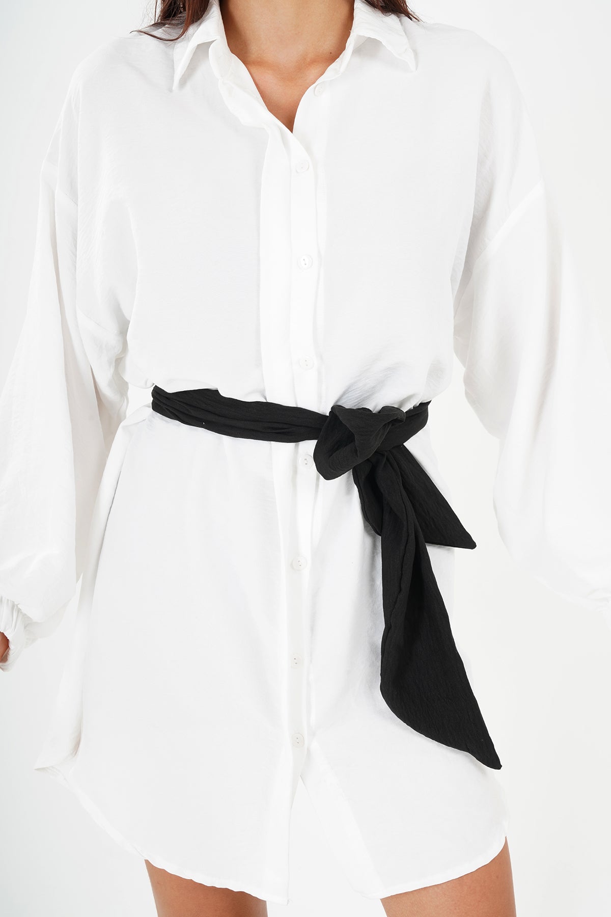 Chic White Shirt Dress with Contrasting Black Belt