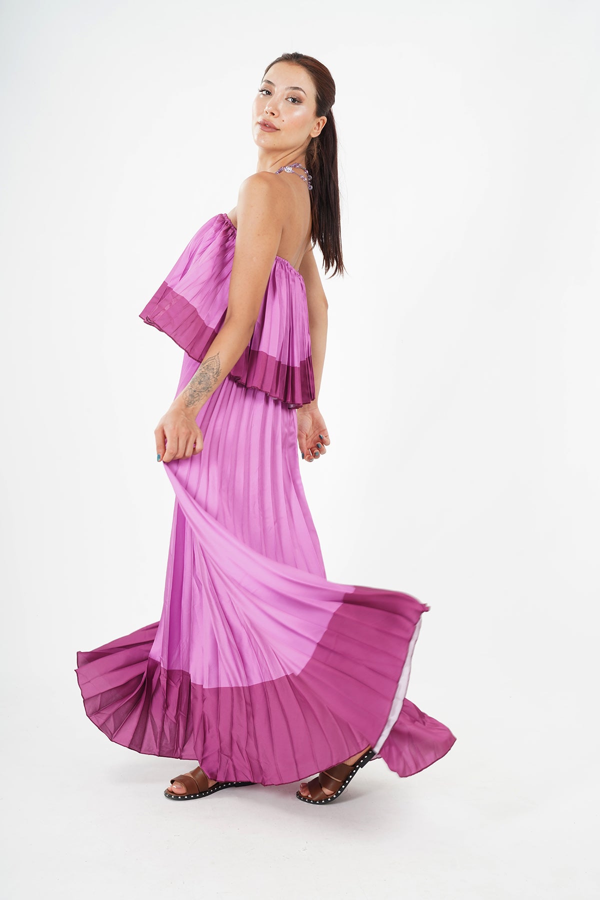 Elegant Pleated Strapless Floor-Length Evening Gown in Pink