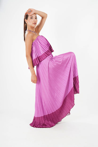 Elegant Pleated Strapless Floor-Length Evening Gown in Pink