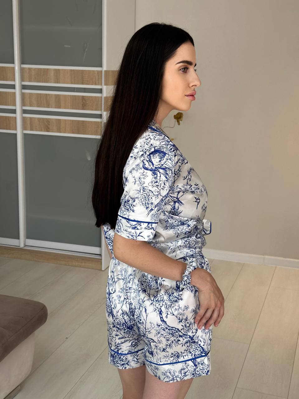 Beyaz Mavi Desenli Saten Pijama Takımı - Modaludo