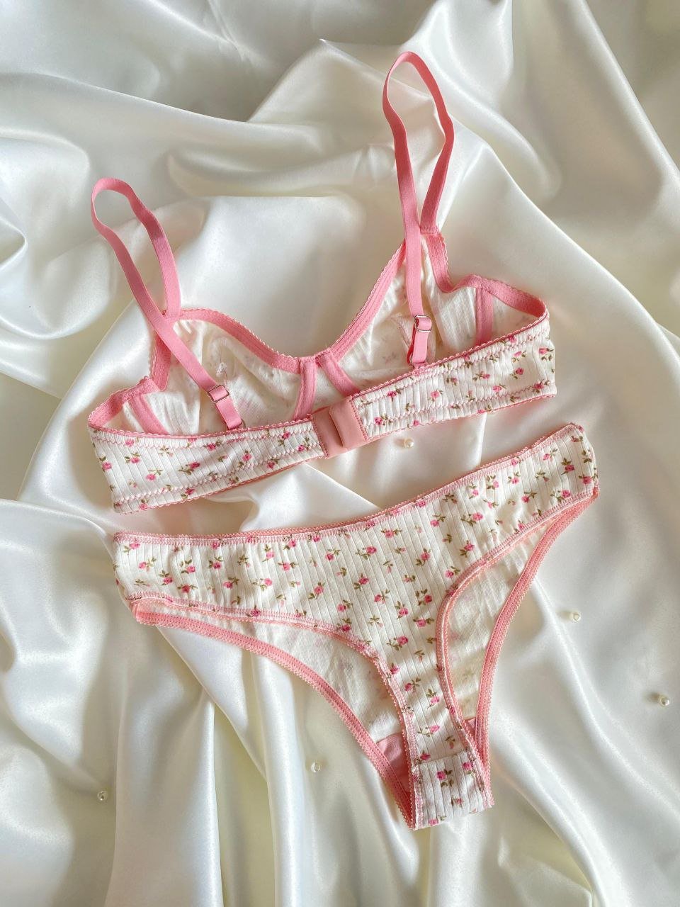 Çiçekli Pamuklu Takım - Modaludo