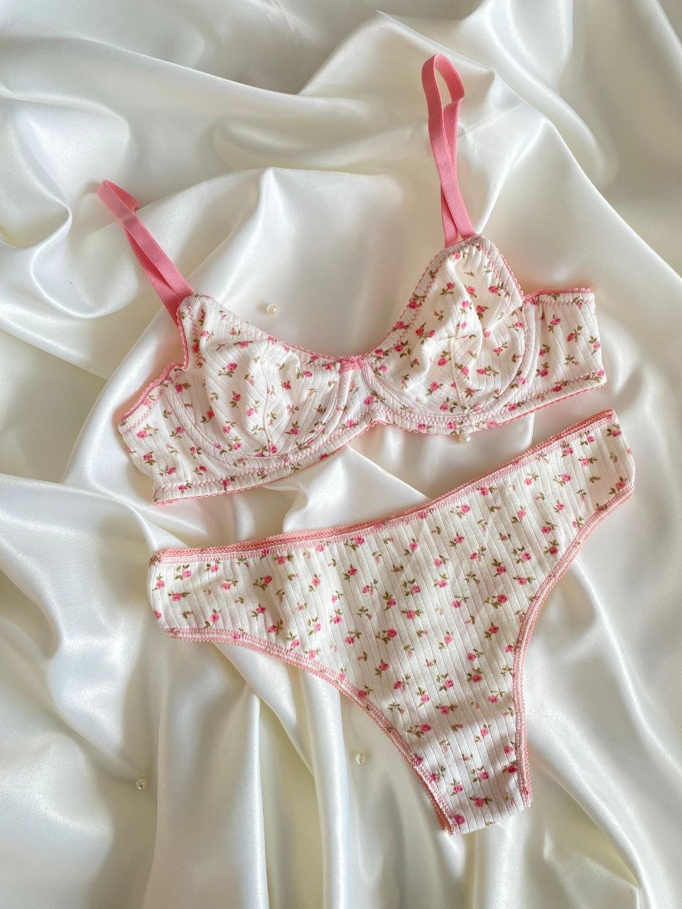 Çiçekli Pamuklu Takım - Modaludo