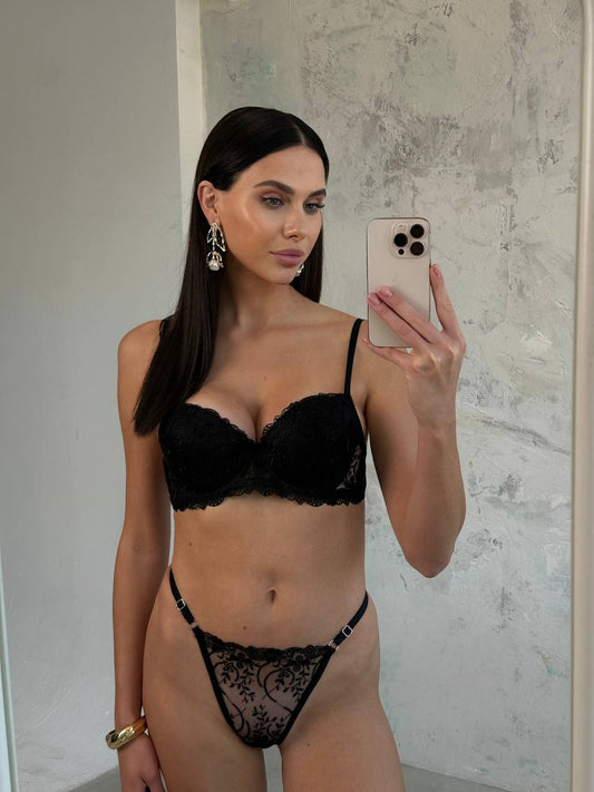 Destekli Siyah Brode Takım - Modaludo