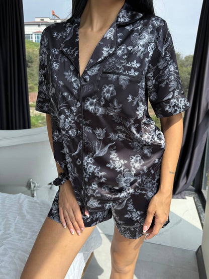 Çiçek Desenli Saten Pijama Takımı 3