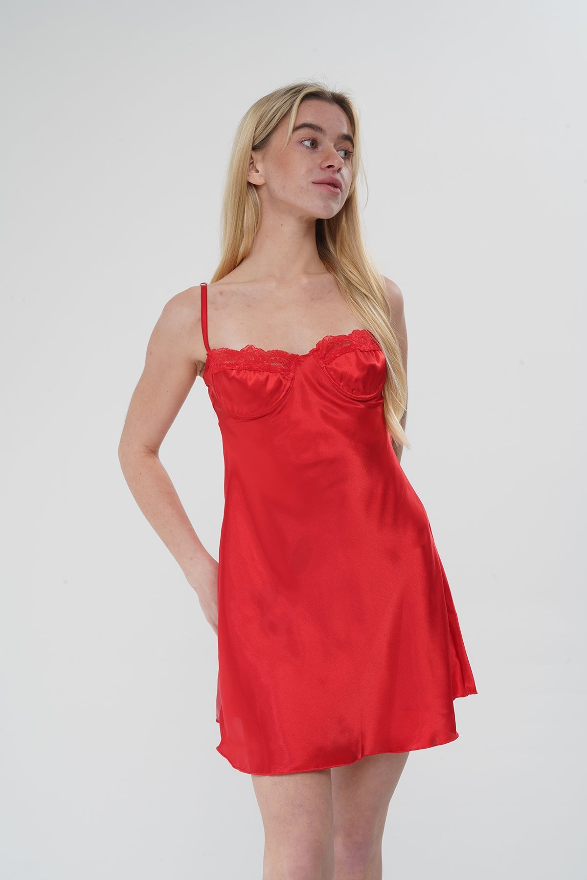 Kırmızı Saten Gecelik - Modaludo