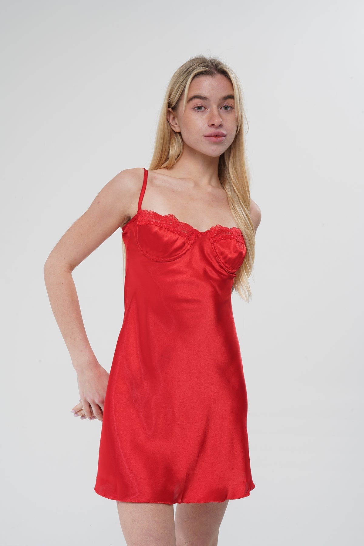 Kırmızı Saten Gecelik - Modaludo