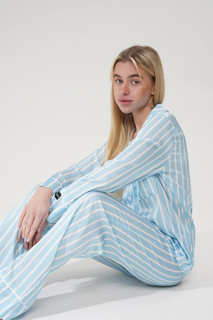 Mavi Çizgili Saten Pijama Takımı| COCOLARSİ - Modaludo