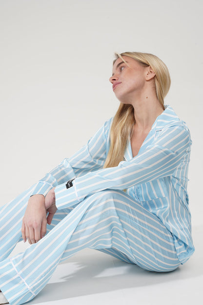 Mavi Çizgili Saten Pijama Takımı| COCOLARSİ - Modaludo