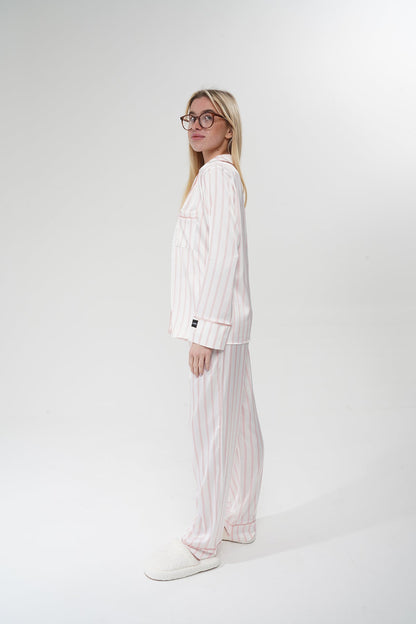 Pembe Çizgili Beyaz Saten Pijama Takımı | COCOLARSİ - Modaludo