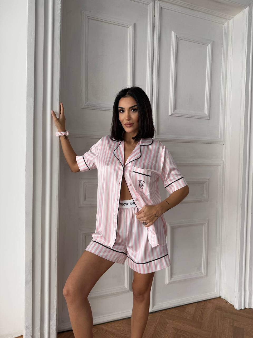 Pembe Çizgili Saten Şortlu Kadın Pijama Takımı - Victoria's Secret - Modaludo