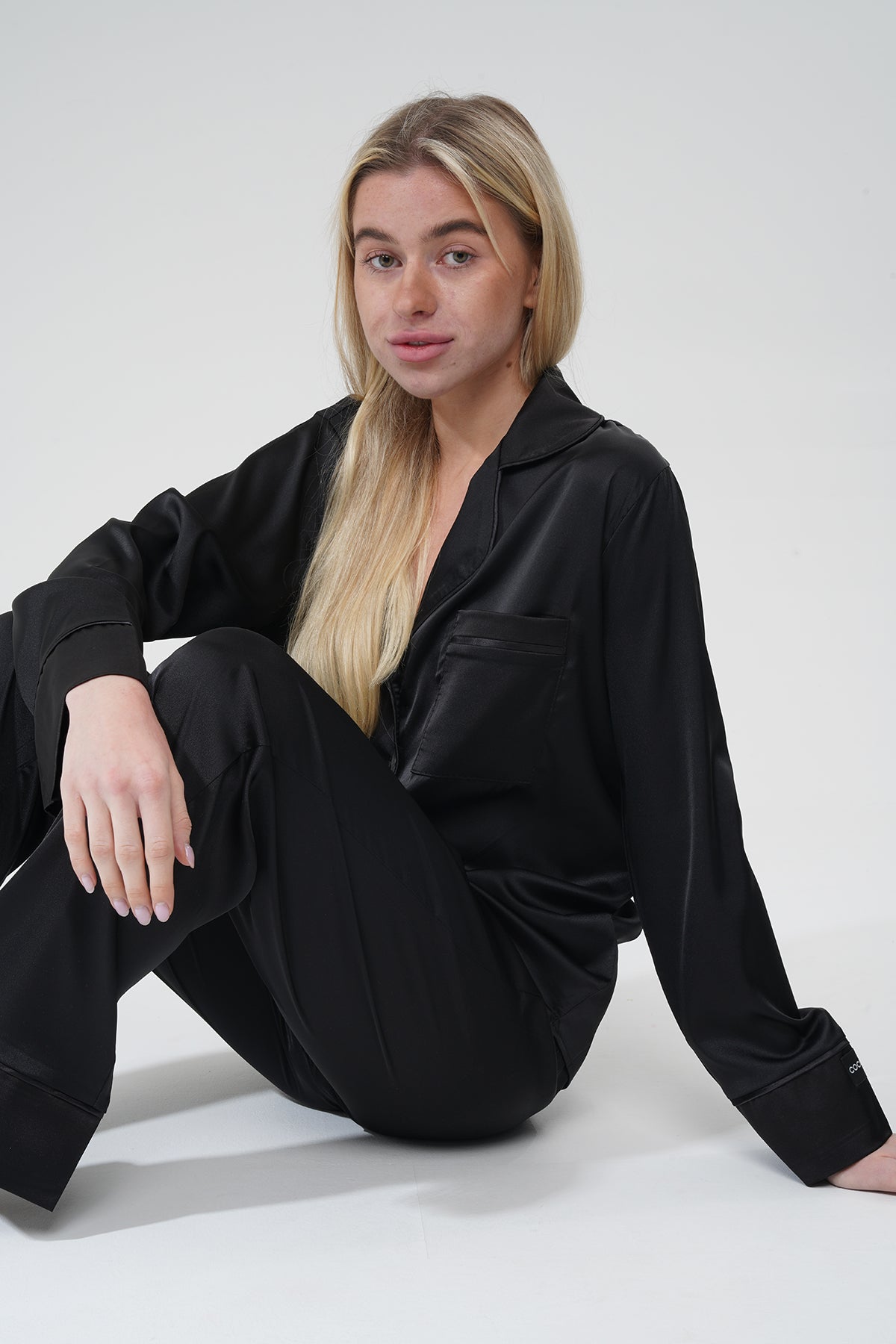 Siyah İpek Saten Pijama Takımı | COCOLARSİ - Modaludo