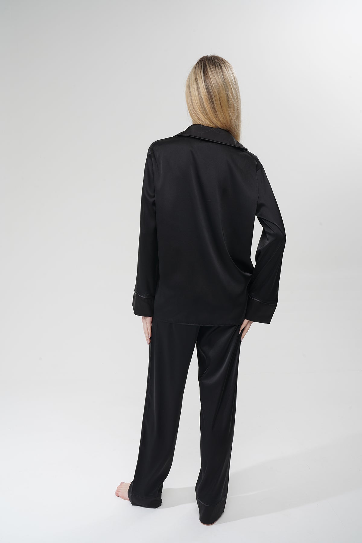 Siyah İpek Saten Pijama Takımı | COCOLARSİ - Modaludo
