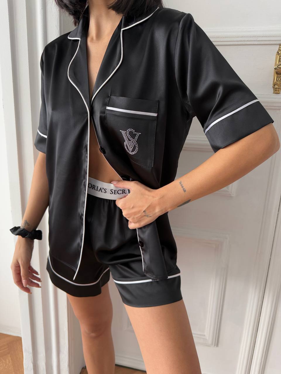 Siyah Saten Şortlu Kadın Pijama Takımı - Victoria's Secret - Modaludo