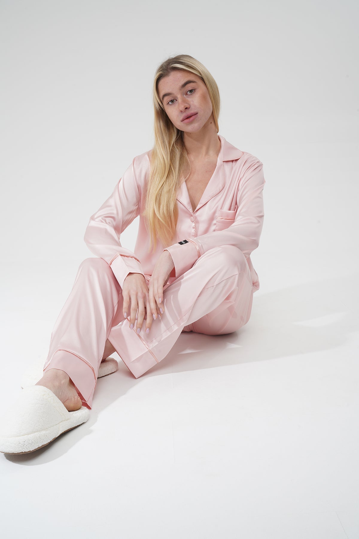 Yavruağzı İpek Saten Pijama Takımı | COCOLARSİ - Modaludo