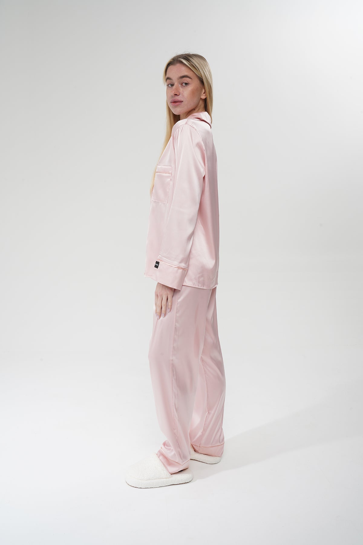 Yavruağzı İpek Saten Pijama Takımı | COCOLARSİ - Modaludo