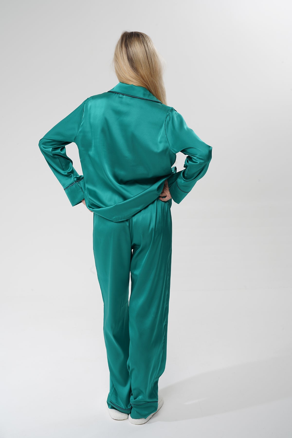 Yeşil Saten Pijama Takımı | COCOLARSİ - Modaludo