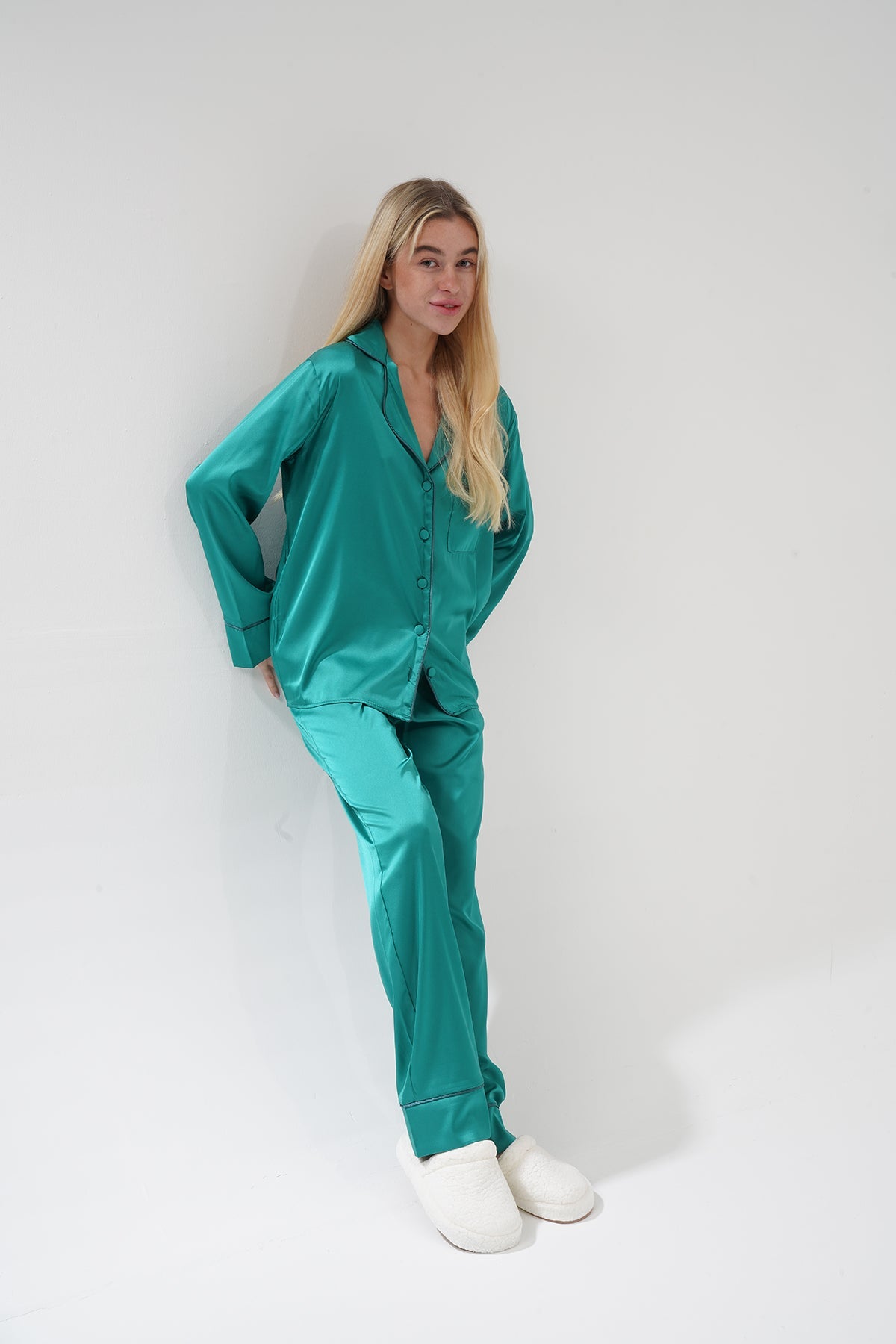 Yeşil Saten Pijama Takımı | COCOLARSİ - Modaludo