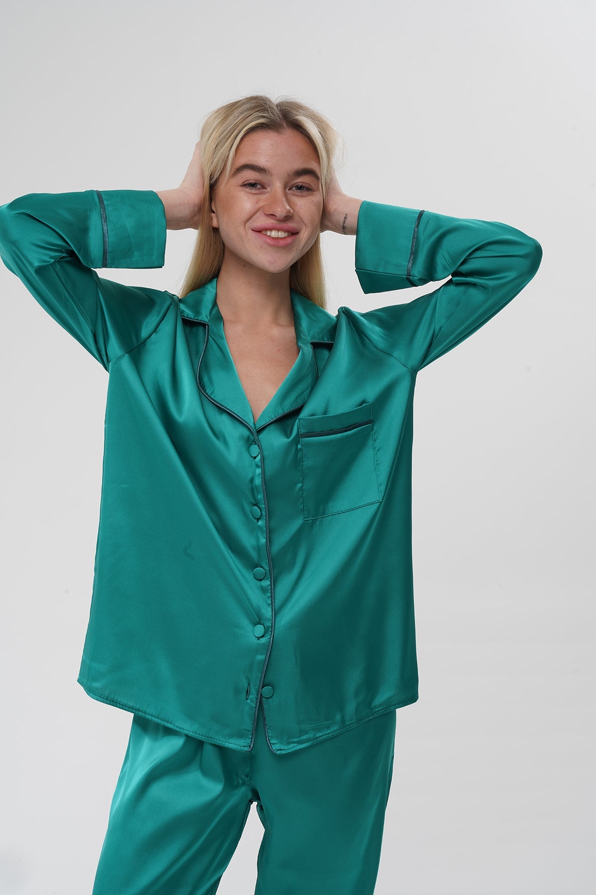 Yeşil Saten Pijama Takımı | COCOLARSİ - Modaludo